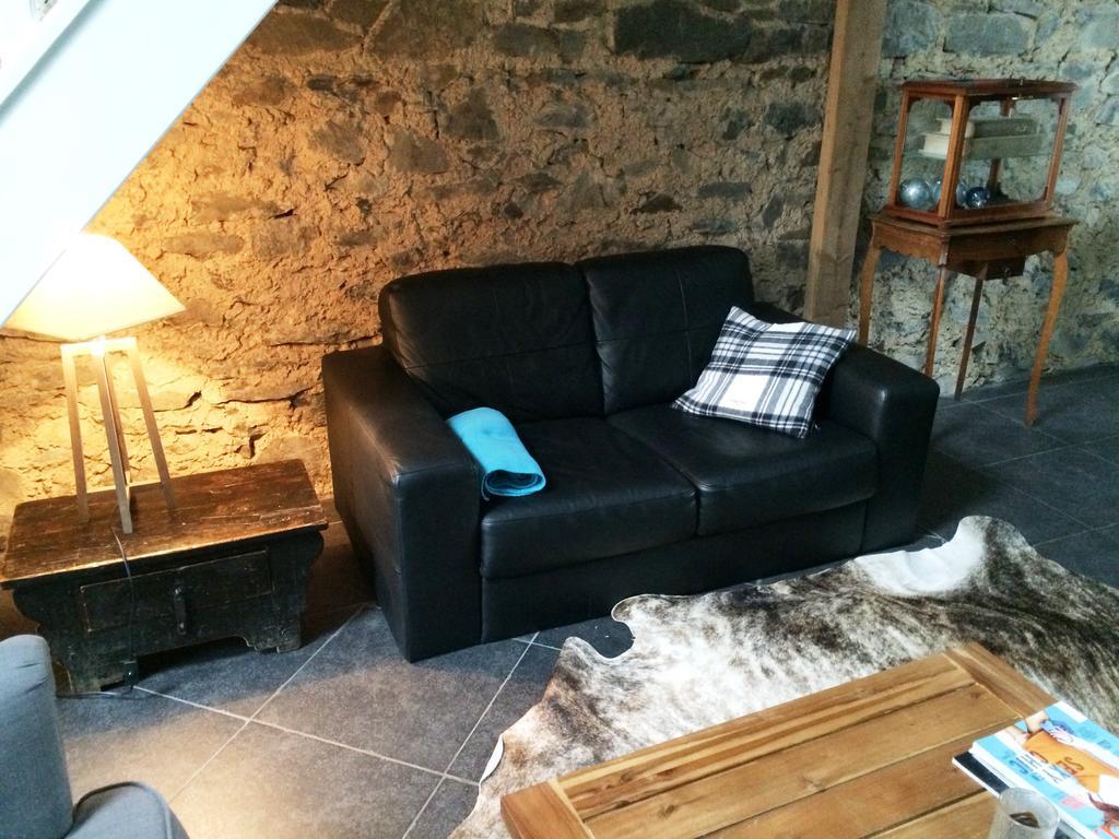 B&B La Ferme Du Doux Libramont-Chevigny Exterior foto